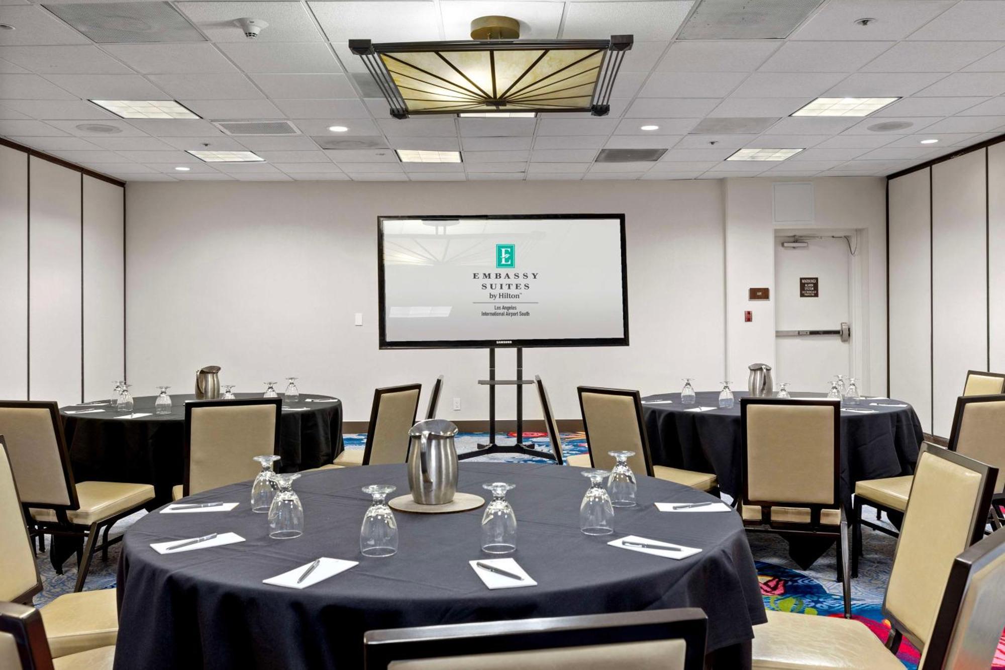 Embassy Suites By Hilton Los Angeles International Airport South Эль-Сегундо Экстерьер фото