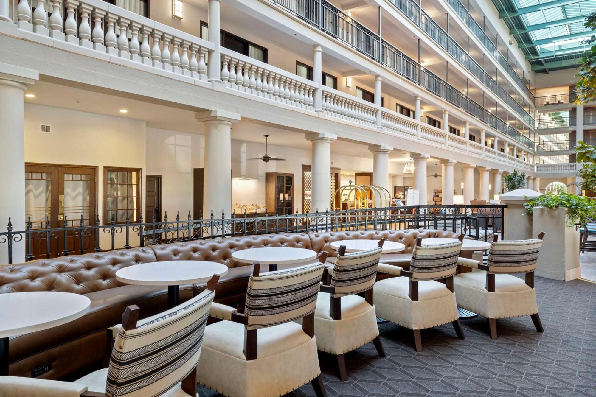 Embassy Suites By Hilton Los Angeles International Airport South Эль-Сегундо Экстерьер фото